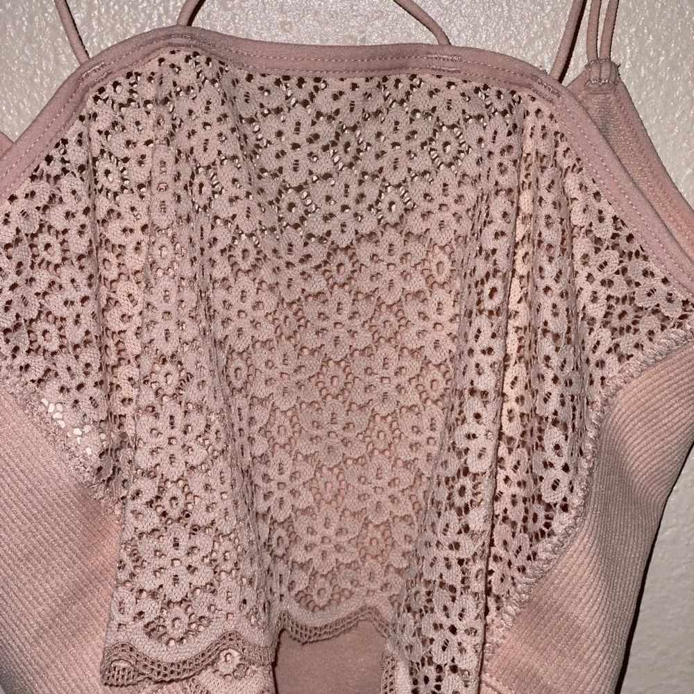 crop top💗 - Picture 2 of 2